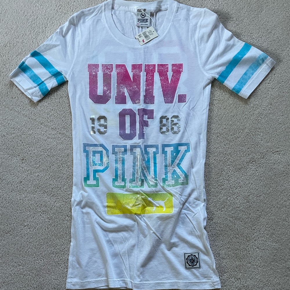 PINK Victoria’s Secret NWT “Univ. of Pink” White Short Sleeve Tee Size XS